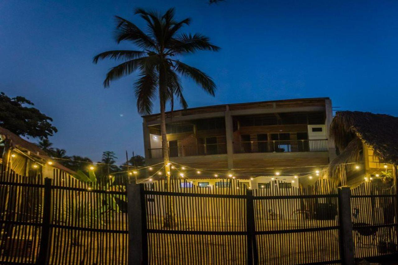 I Wanna Palomino Hotel Exterior photo