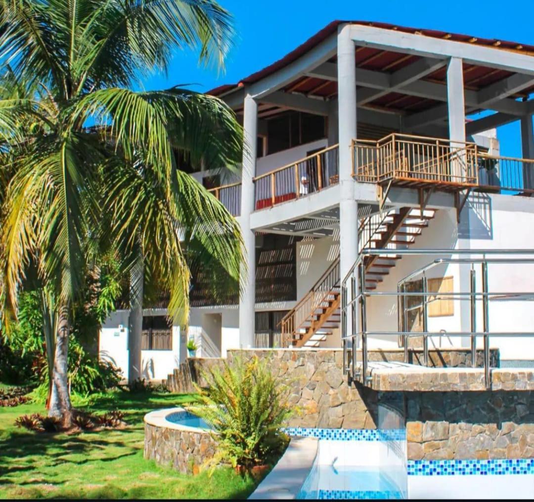 I Wanna Palomino Hotel Exterior photo